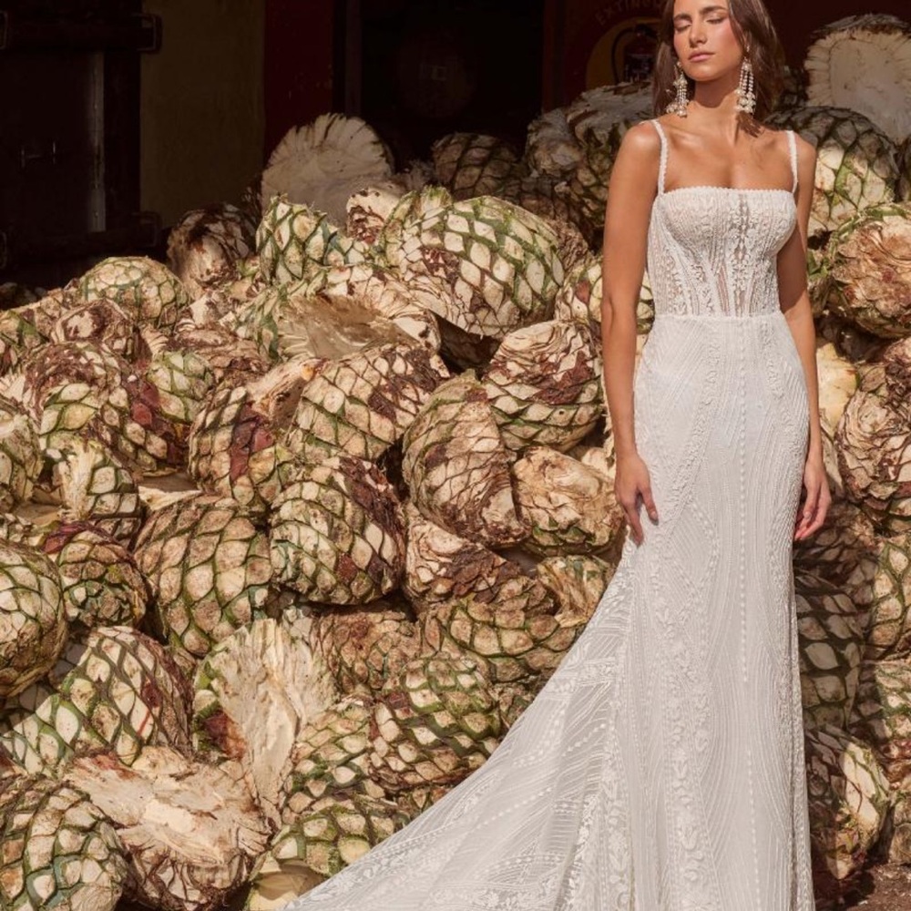 Beautiful Boho Calla Blanche Wedding Gown